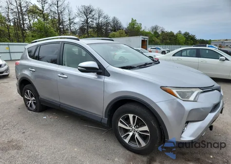 2018 Toyota Rav4 Adventure z USA, uszkodzony, nr VIN JTMRFREV2JD227764